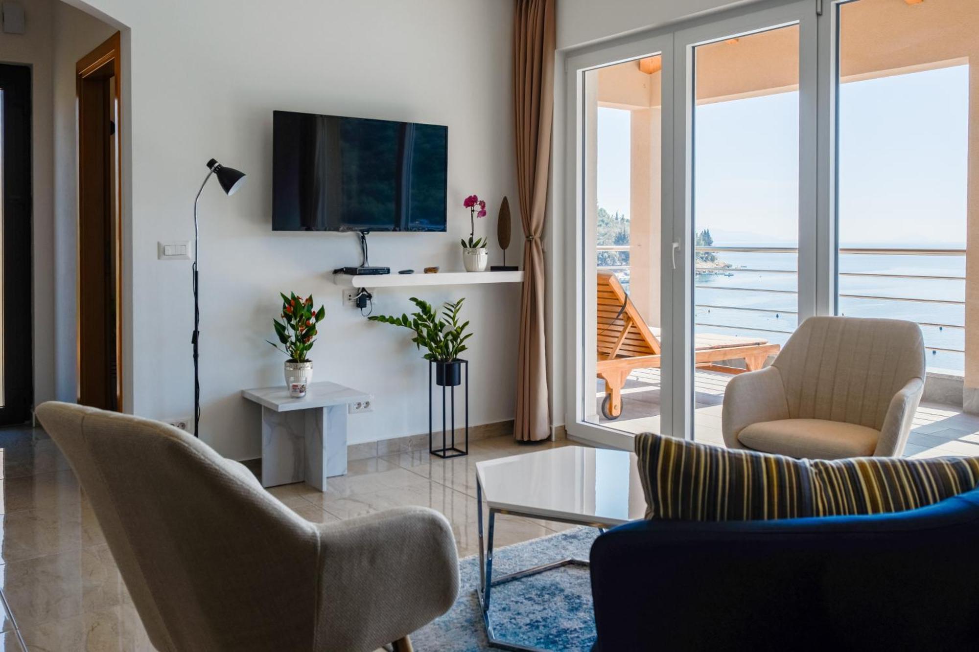 Seafront 2-Bedroom Apartment Nika - 拉巴克 外观 照片