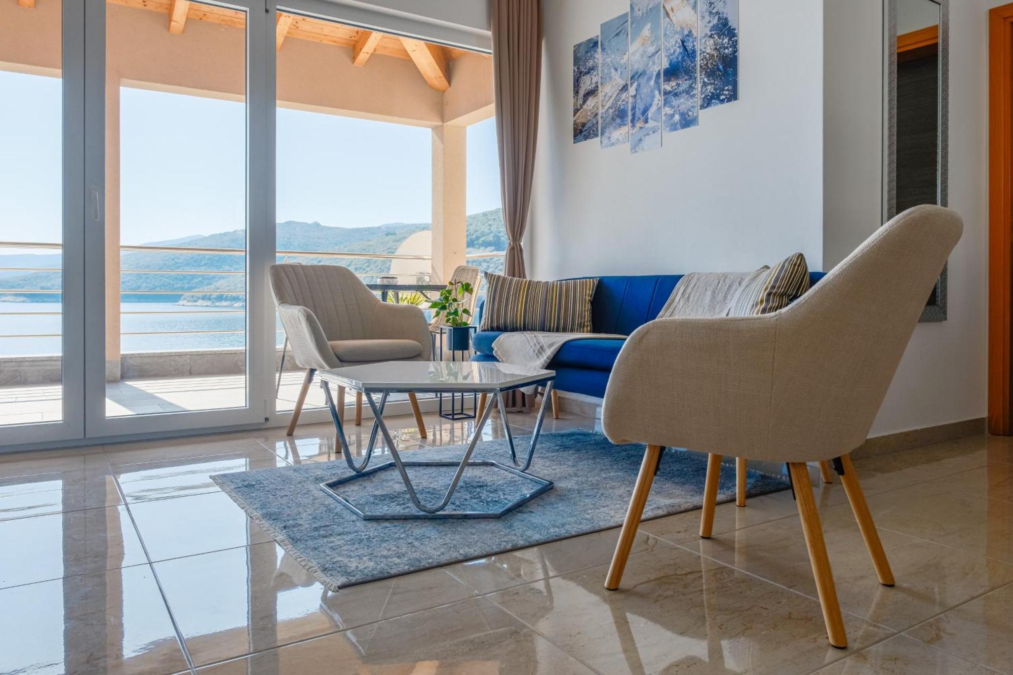 Seafront 2-Bedroom Apartment Nika - 拉巴克 外观 照片